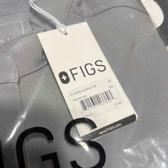 Figs, Rafaela Scrub Top - Picture 2 of 3